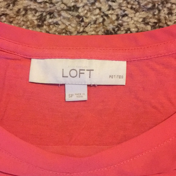 Pink LOFT blouse with flowery detail. - Picture 4 of 5